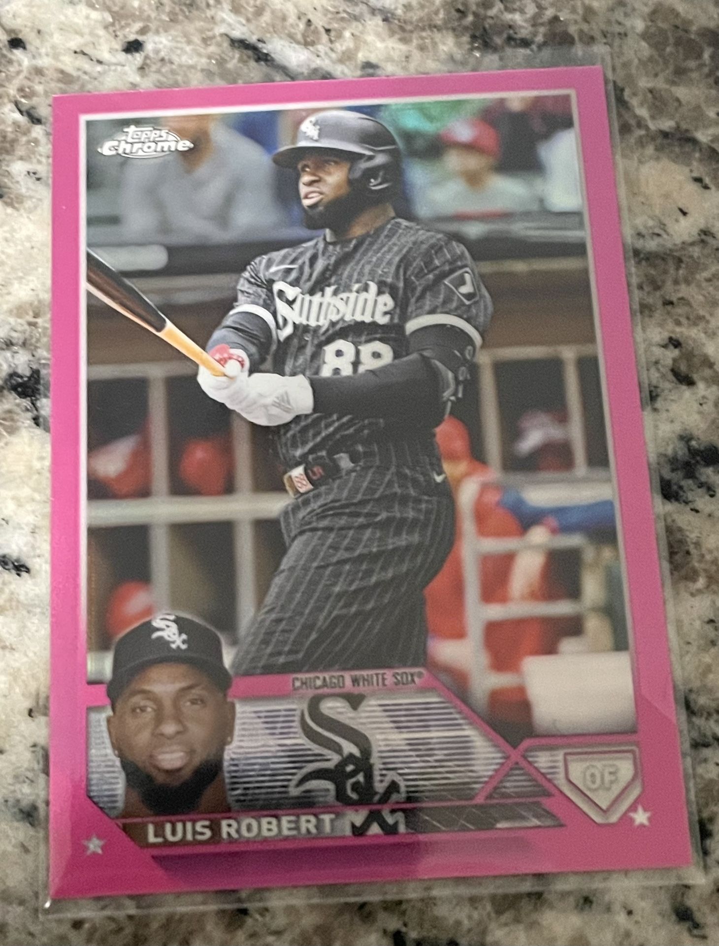 Luis Robert Pink 2023 Topps Card #125