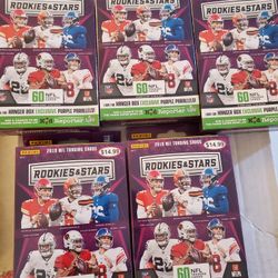 PANINI 2019 NFL TRADING CARDS
