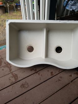 Kitchen Sink Quartz Composite 33 "