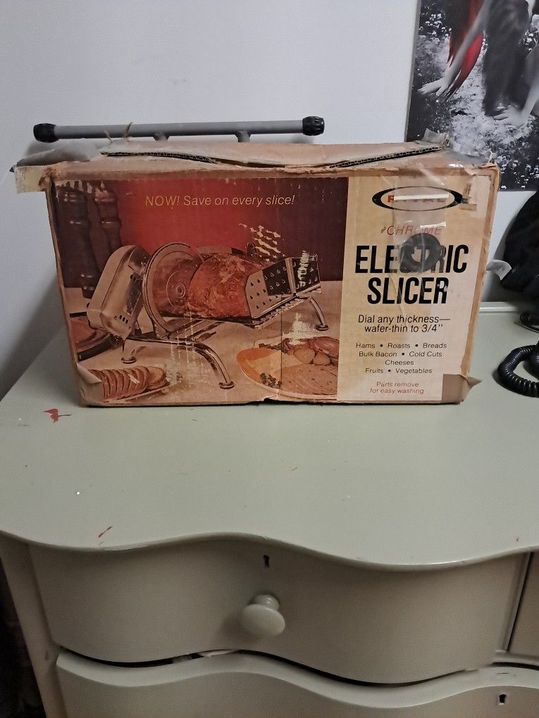 Vintage Rival Electric Food Slicer 