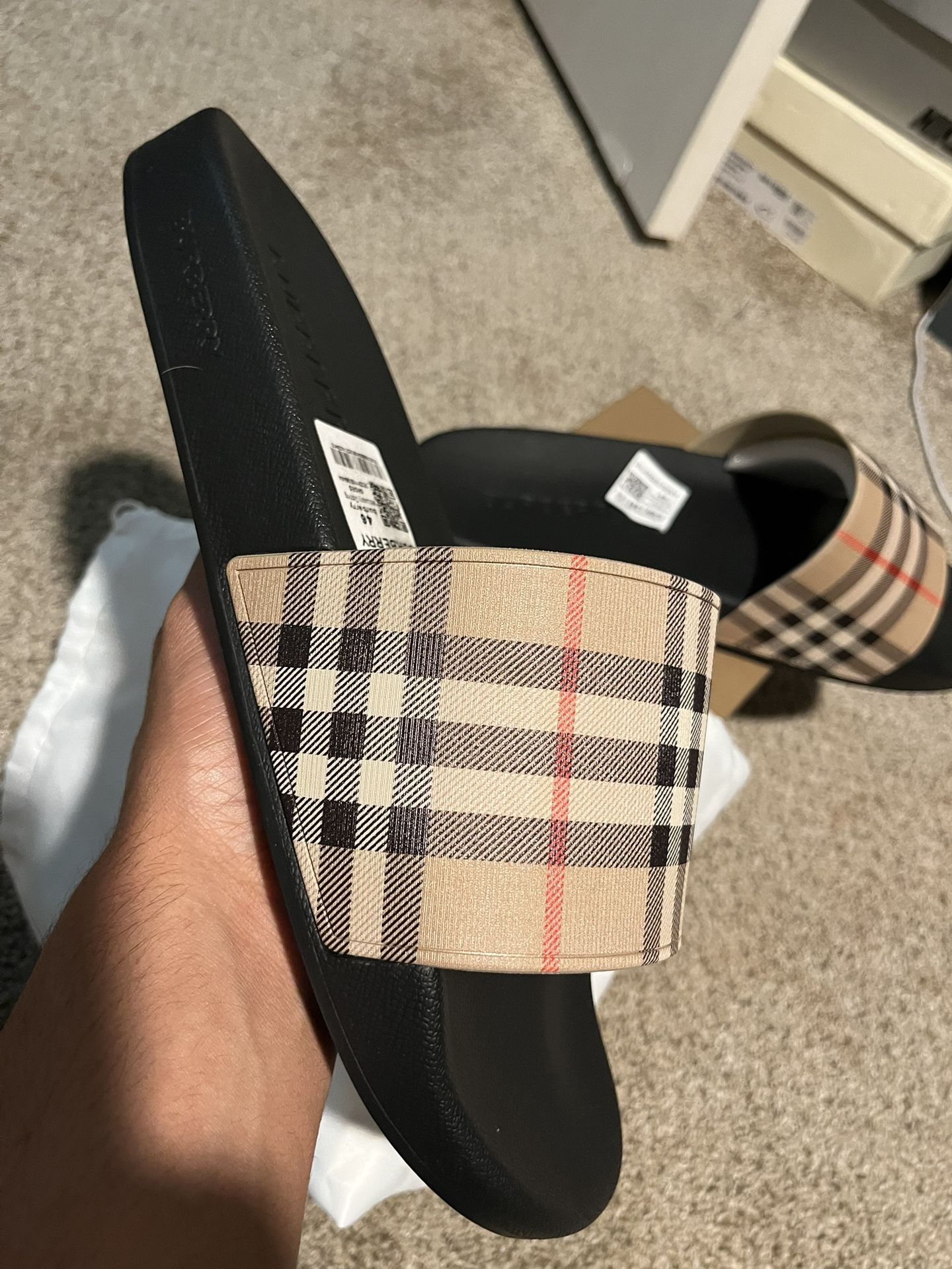 Burberry Slide