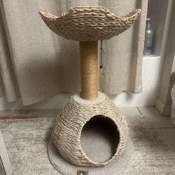 PetPals Walk Up Natural 2-Level Cat Tree with FREE Christmas Tree Scratche