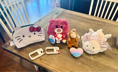 Mixed Lot of Plush Toys and Hello Kitty toiletries