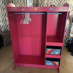 Girls Wardrobe Hanger & Storage
