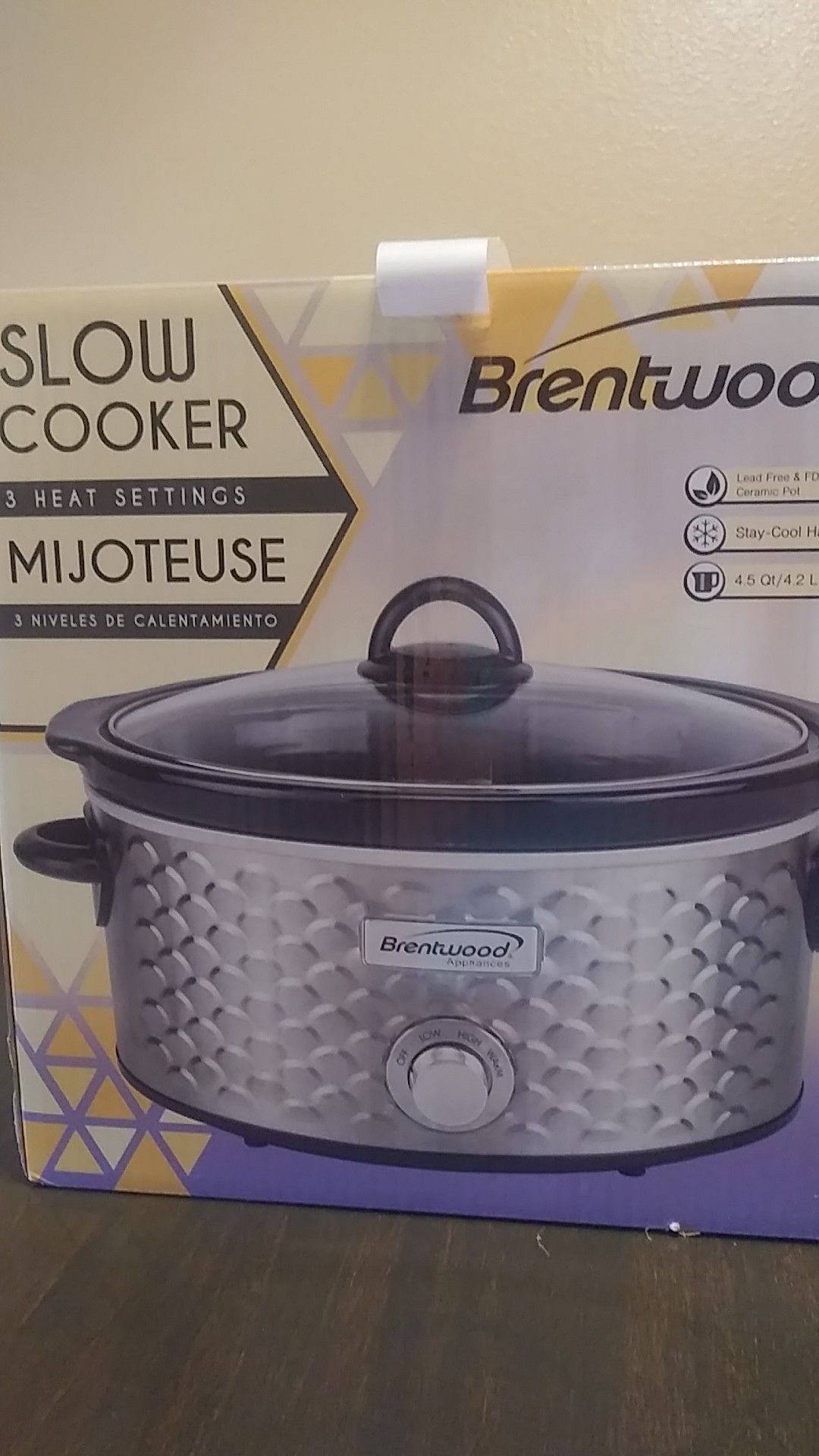 Brentwood 4.5 Qt. Slow Cooker