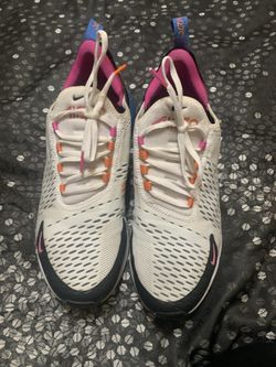 Nike 270
