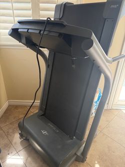 Octane Fitness Treadmill