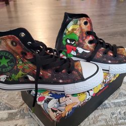 Looney Tunes Converse 