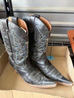 Botas Y sombrero