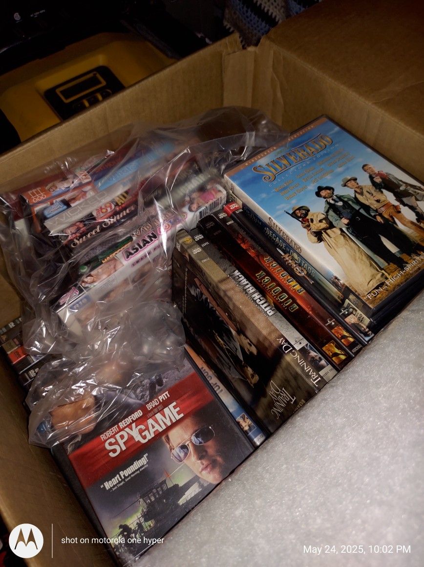 DVDs , & Vintage Memorabilia Laser Disc 🎬🎭 Including Box Sets Collection