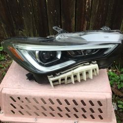 Infiniti Q60 Passanger Side Headlight 