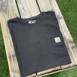 Carhartt t-shirt // color: black // sz. M