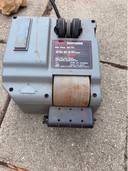 Wet wheel sharpener