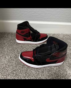 Air Jordan 1 Retro High OG 'Patent Bred' 2022