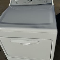 Whirlpool cabrio dryer electric 7.4 cu.ft  working perfectly extra for delivery same day delivery and installation available