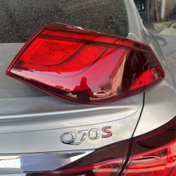 2015 To 19  Tail Lamp Infinity Q70