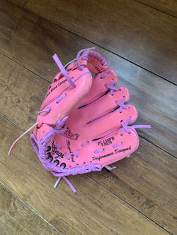Rawlings pink baseball ⚾️ glove