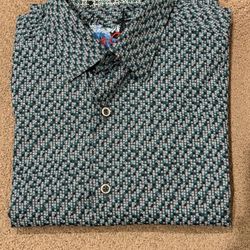 Brand New Classic Fit Button Down Shirt size M 