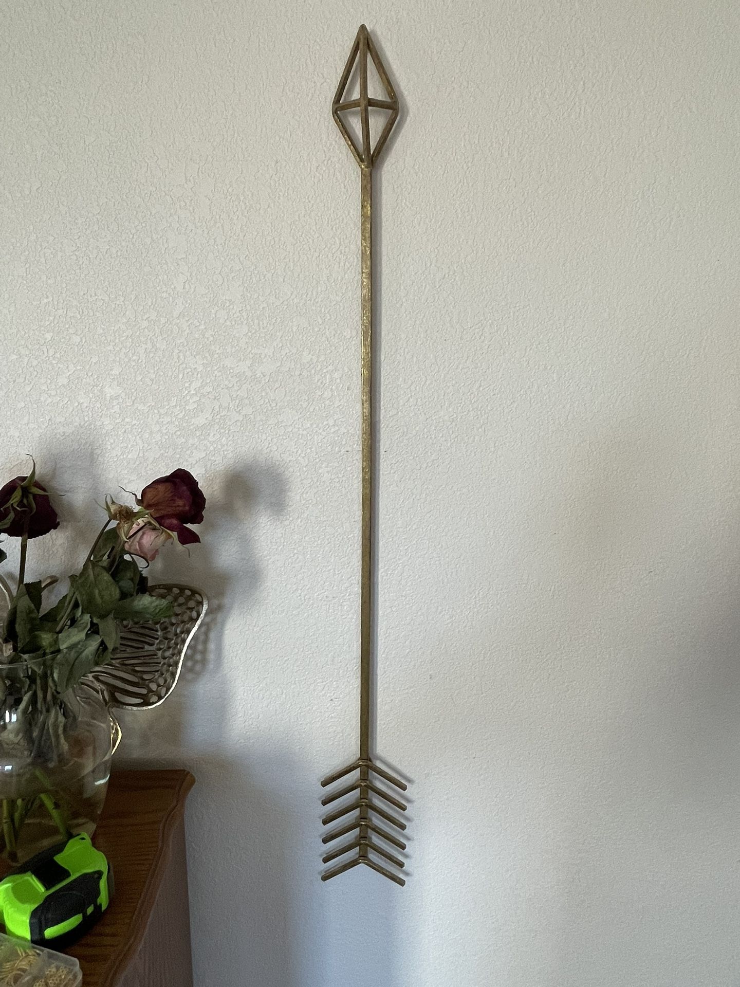 Home Decor- Set Of Two Arrows