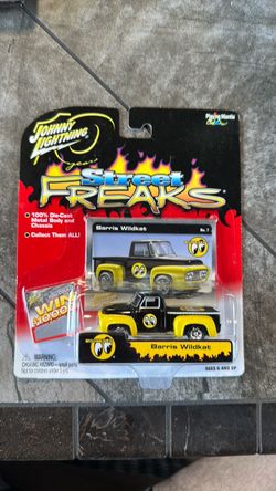 Johnny Lightning Street Freaks Barris Wildkat Die-Cast