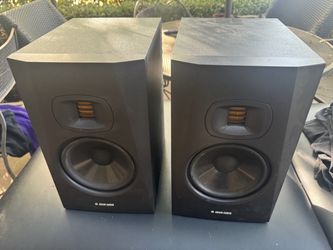 Adam T7V speaker set