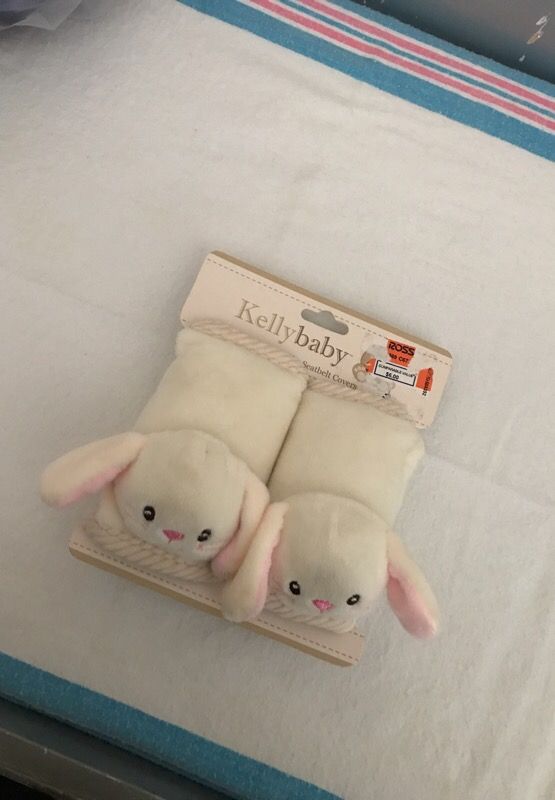 Car seat seatbelt covers