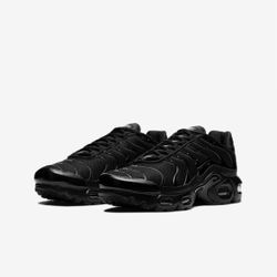 Nike airmax plus - size 3.5 kids