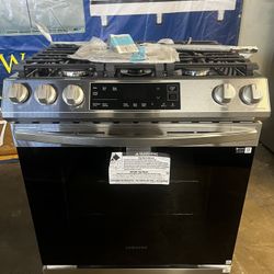 New Open Box Samsung Gas Stove 30”Wide Stainless Steel 