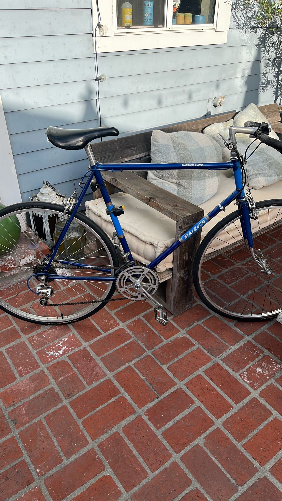 Raleigh Grand Peux Vintage Bike