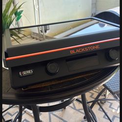 Blackstone 22“ table top griddle Electric Used .1 Time Like New $150
