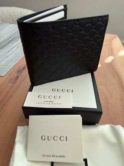 New Authentic Gucci Microguccissima Black Leather Men's Bifold Wallet – Never Used