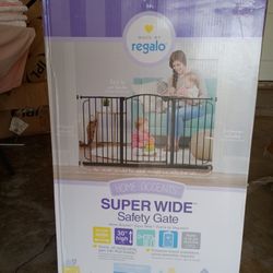 Super Wide Safety Gate