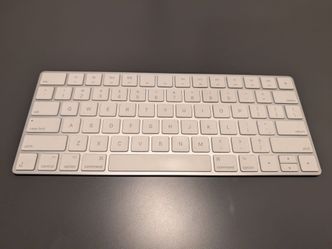 Apple Wireless Magic Keyboard A1644 (Lighting Connector)