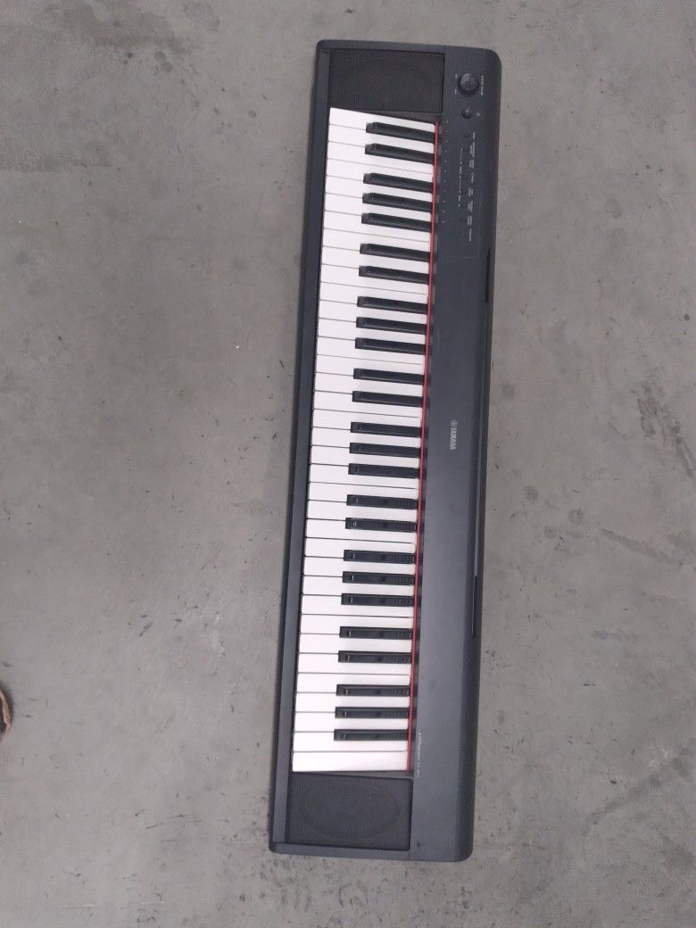 Yamaha Keyboard 