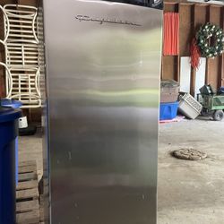 Frigidaire Freezer 