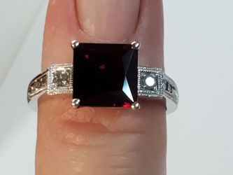 14k White Gold Garnet Engagement Ring Size 7 2.75 cts