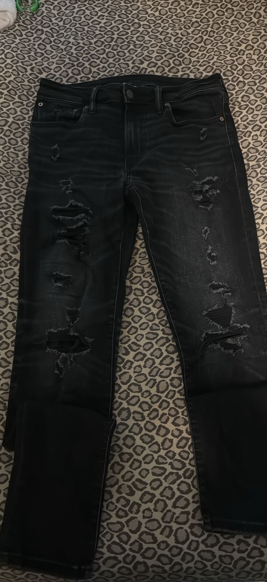 black american eagle jeans