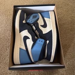Nike Jordan 1 Obsidian 8.5US