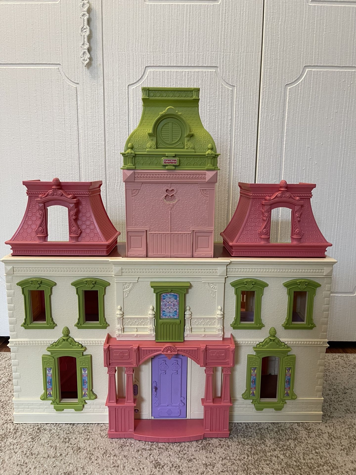 Fisher-Price Loving Family Dream Dollhouse with Caucasian Family