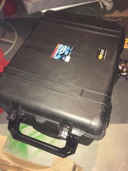 New pelican case with wheels
