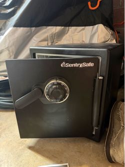 Sentry Safe- Combo