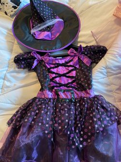 3-4 size Little witch’s costume