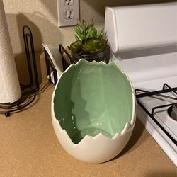 Easter Ceramic Decor