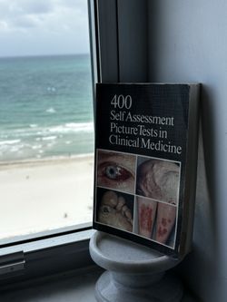 400 Self Assessment Picture Tests in Clinical Medicine