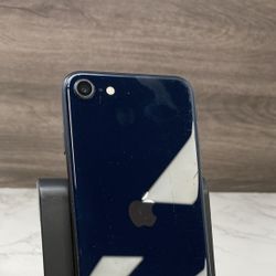 iPhone SE 3 64gb Unlocked ID: 21283