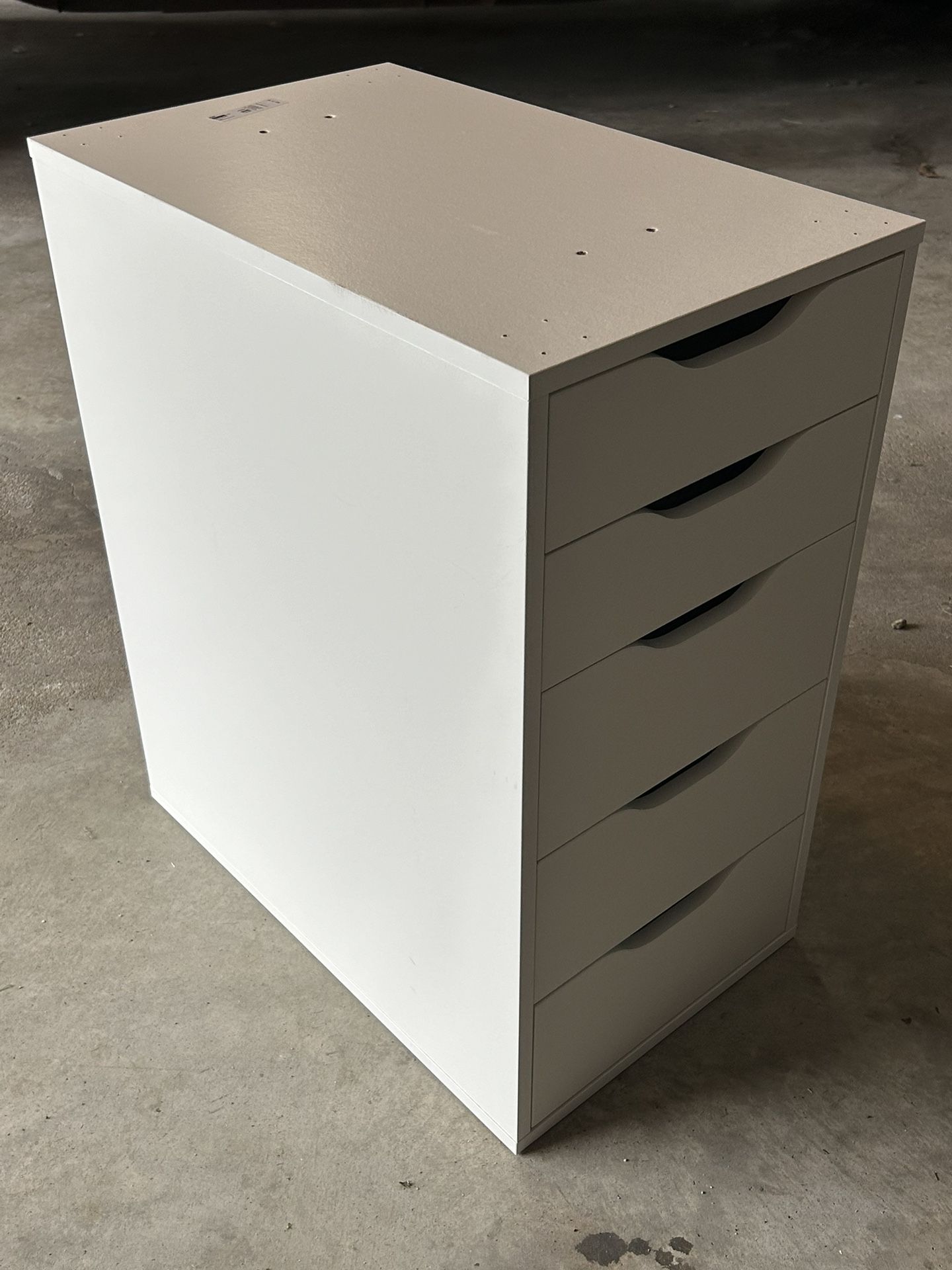 IKEA - White 5 Drawer Unit