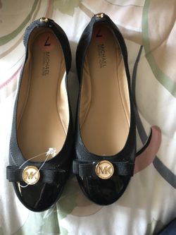 Original michael Kors flats!