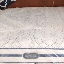 King Size Mattress (Colchón King Size)