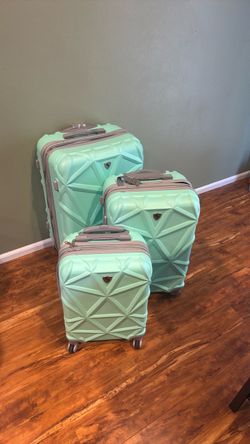 3 piece mint green luggage set