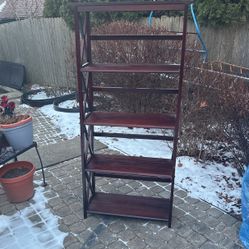 Wooden Shelves 12’-29,5”-63’h